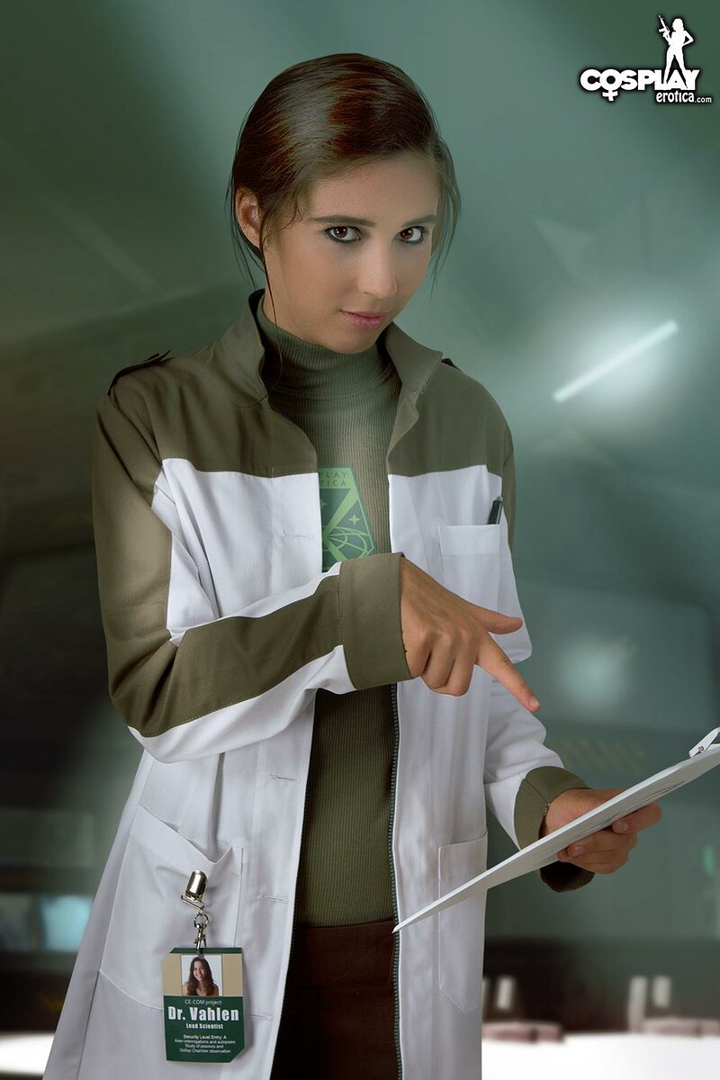 Зина, 21